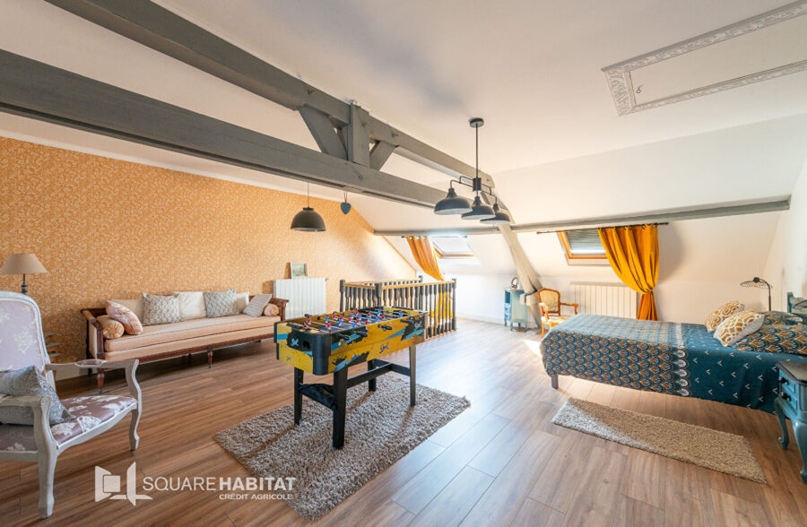 Maison Bruay Sur L Escaut 9 pièce(s) 179 m2