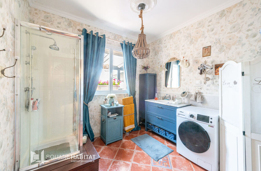 Maison Bruay Sur L Escaut 9 pièce(s) 179 m2