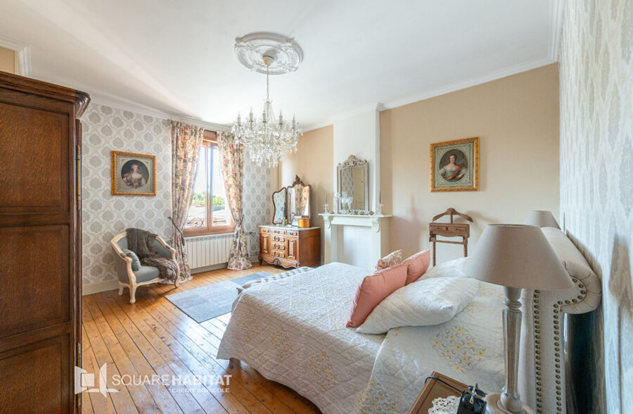 Maison Bruay Sur L Escaut 9 pièce(s) 179 m2