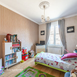 Maison Bruay Sur L Escaut 9 pièce(s) 179 m2