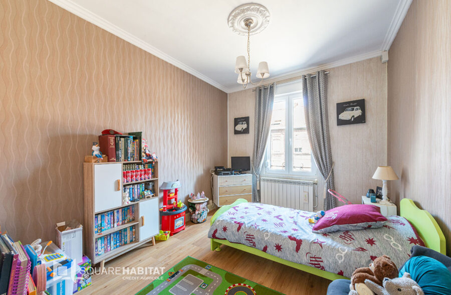 Maison Bruay Sur L Escaut 9 pièce(s) 179 m2