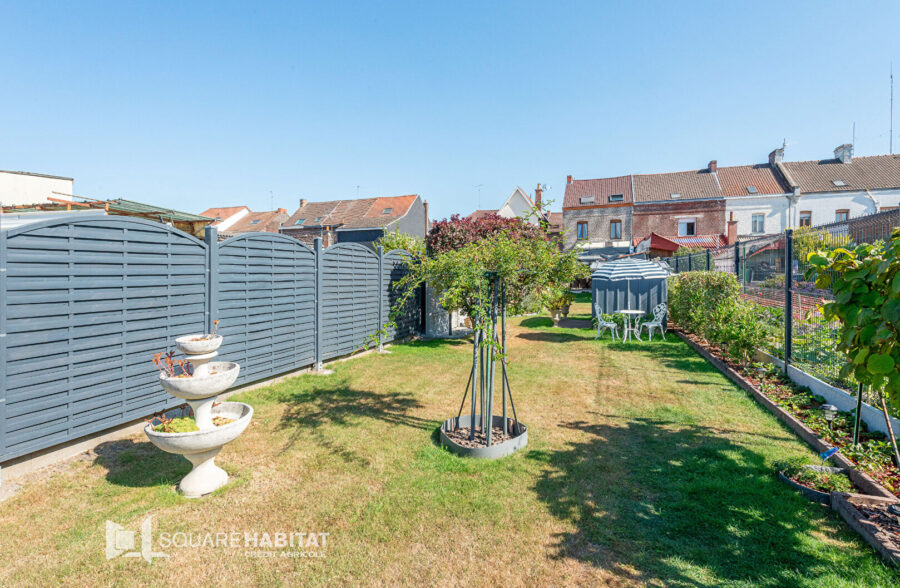 Maison Bruay Sur L Escaut 9 pièce(s) 179 m2