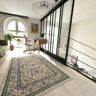 SUPERBE DUPLEX  AVEC UNE CHAMBRE ET UN BUREAU,PLEIN CENTRE VILLE – PROXIMITE GRAND PLACE