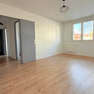 EXCLUSIVITE PROXIMITE DIRECTE PLACE CORMONTAIGNE: TYPE 2 AVEC PARKING