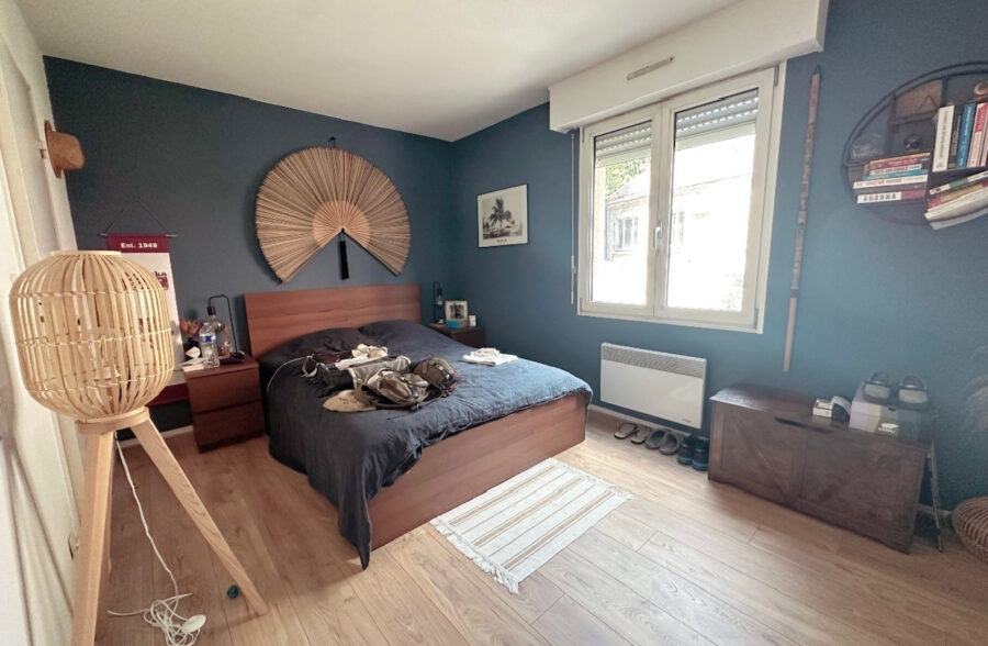 VIEUX LILLE : APPARTEMENT TYPE 2 LUMINEUX AVEC BALCON