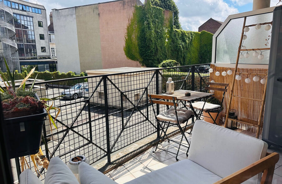 VIEUX LILLE : APPARTEMENT TYPE 2 LUMINEUX AVEC BALCON