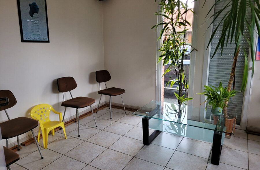 Beaurains Bureau  1 pièce 15 m2