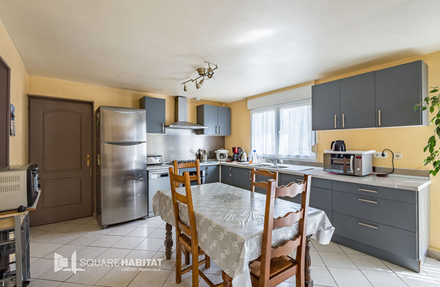 Maison individuelle avec logement T2 indépendant loué