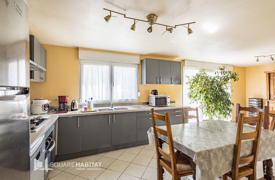 Maison individuelle avec logement T2 indépendant loué