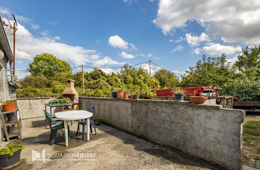 Maison individuelle avec logement T2 indépendant loué
