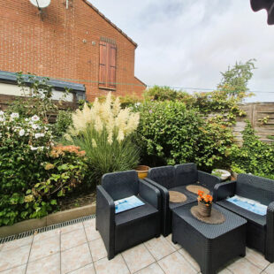 Maison des années  90, 3 chambres  , jardin , garage