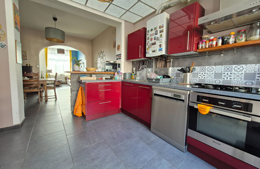 Maison au coeur de Lannoy, avec 3 chambres et un espace extérieur.