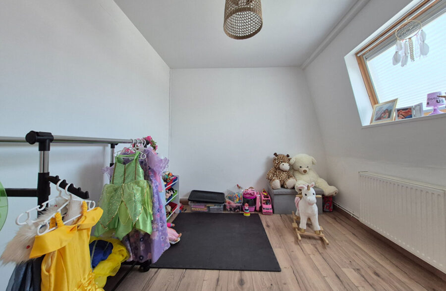 Maison au coeur de Lannoy, avec 3 chambres et un espace extérieur.