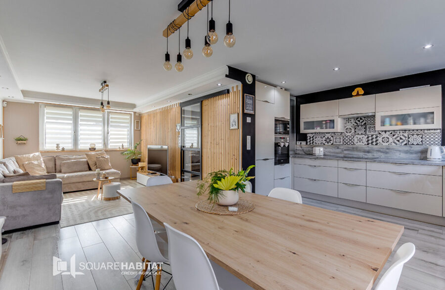 Maison familiale spacieuse dans un secteur prisé du Parc – Lotissement des années 70
