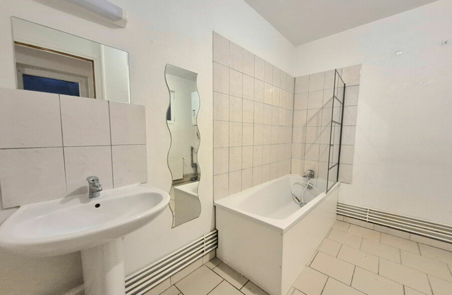 Maison Conde Sur L Escaut 6 pièce(s) 90 m2