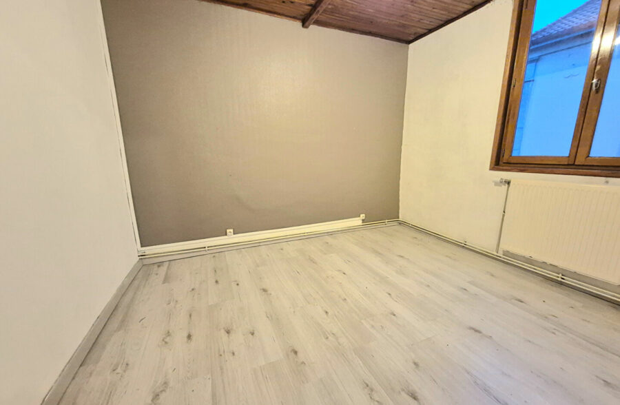 Maison Conde Sur L Escaut 6 pièce(s) 90 m2