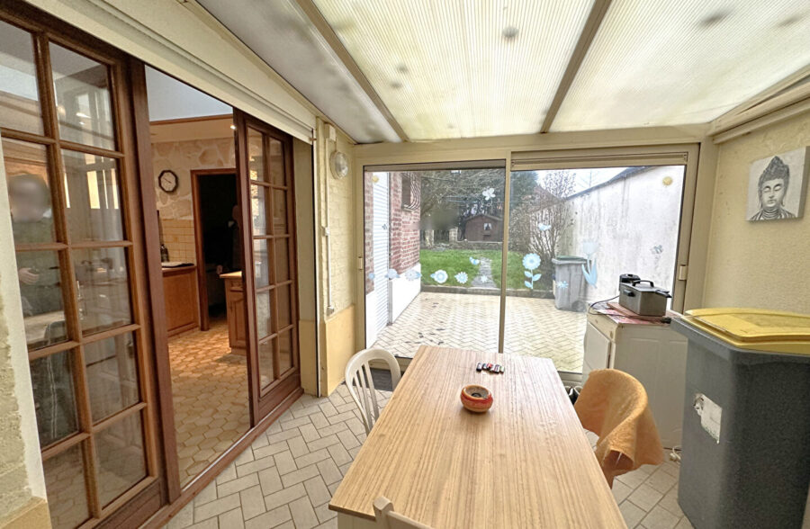 Maison de ville avec jardin – charme et confort