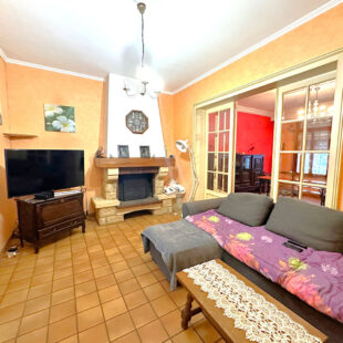 Maison de ville avec jardin – charme et confort