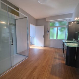 Maison Cambrai 21 pièce(s) 376 m2