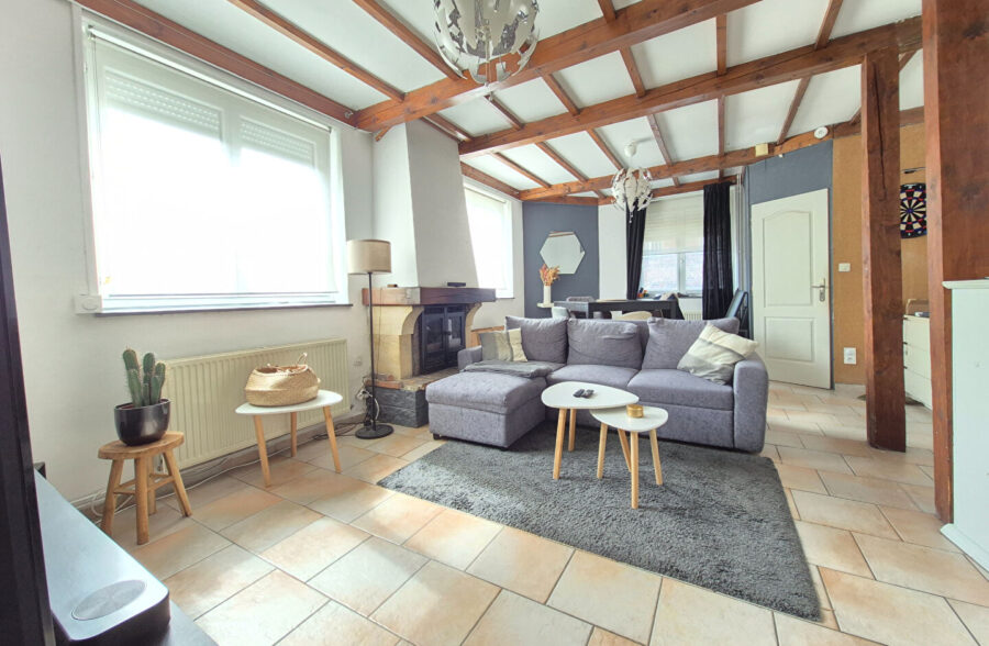 élégante maison de 70m² avec garage à moto/vélo.