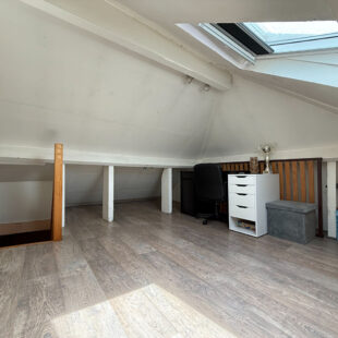 élégante maison de 70m² avec garage à moto/vélo.