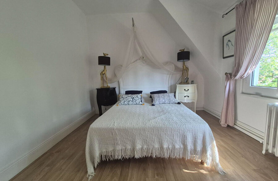 Maison Lille 5 pièce(s) 115 m2 -Jardin -Garage – Jardin 150m²