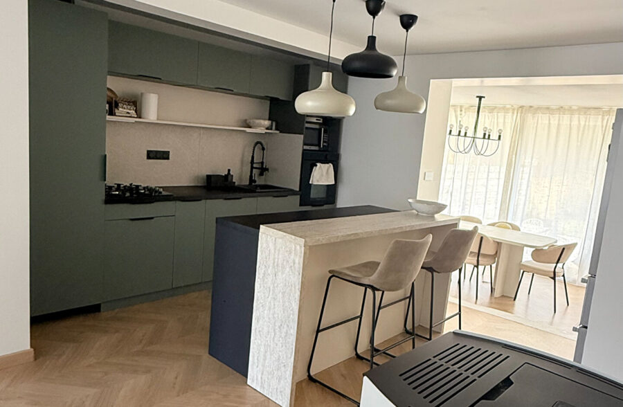 Maison INDIVIDUELLE sur 400 m² de parcelle.
