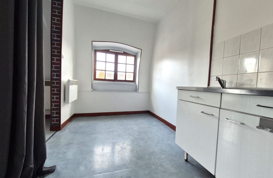 Appartement T1 centre ville Cambrai 43 m2