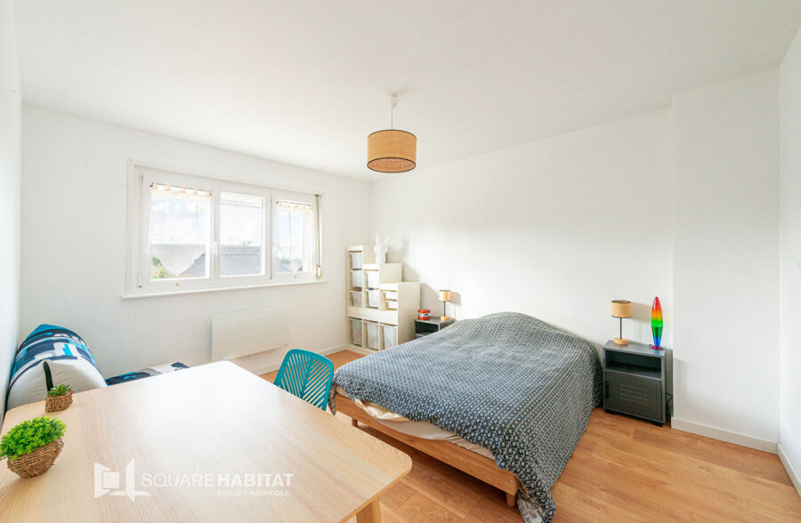 MAISON SEMIN-INDIVIDUELLE AVEC GARAGE