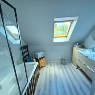 INDIVIDUELLE de SEMI PLAIN PIED, 4 chambres, jardin, garage, parking