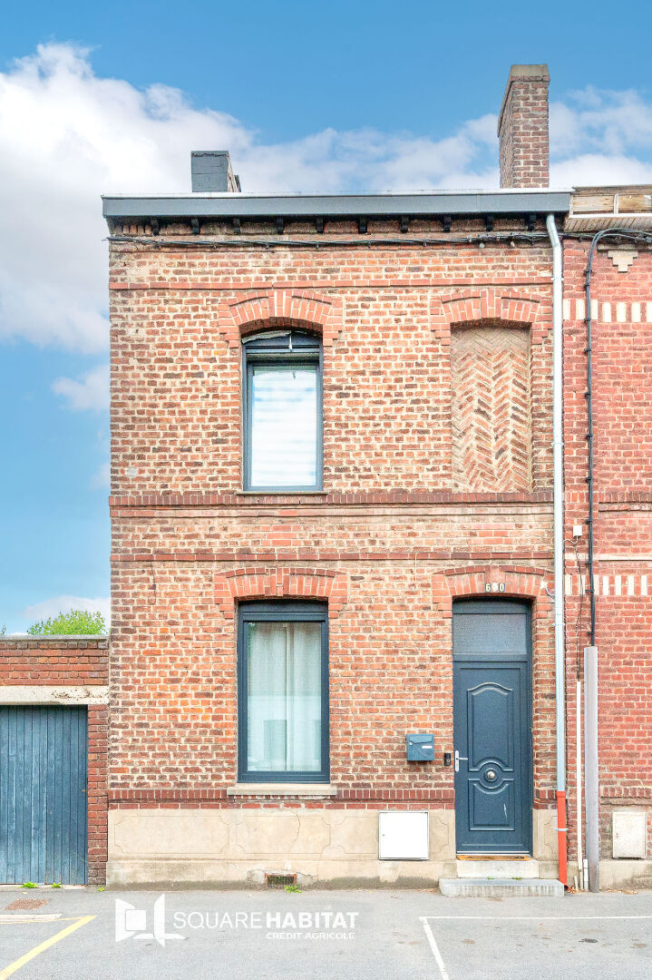 MAISON SEMI INDIVIDUELLE AVEC DEPENDANCE