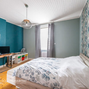 MAISON SEMI INDIVIDUELLE AVEC DEPENDANCE