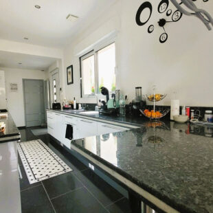 Maison Aniche 6 pièce(s) 163 m2  Sous offre 