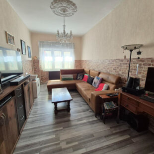 Maison semi flamande avec 2 chambres, jardin et garage