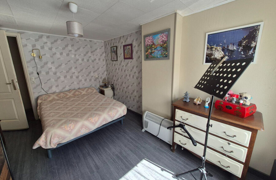 Maison semi flamande avec 2 chambres, jardin et garage