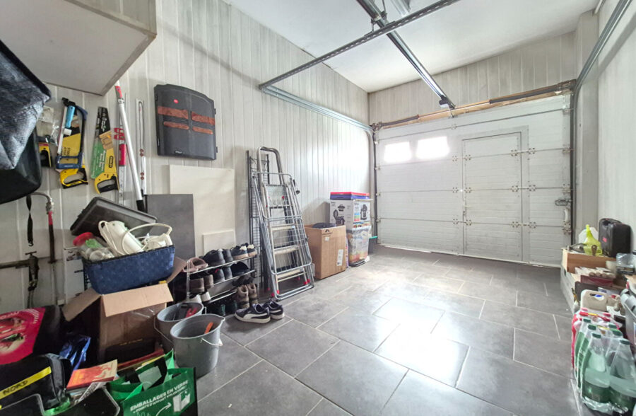 Maison semi flamande avec 2 chambres, jardin et garage
