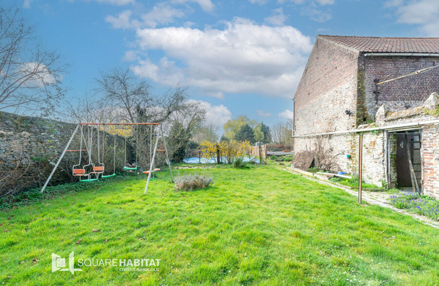 Ensemble immobilier  sur 1089 m²