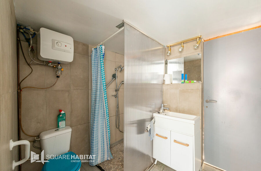 Ensemble immobilier  sur 1089 m²