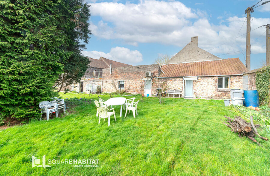 Ensemble immobilier  sur 1089 m²