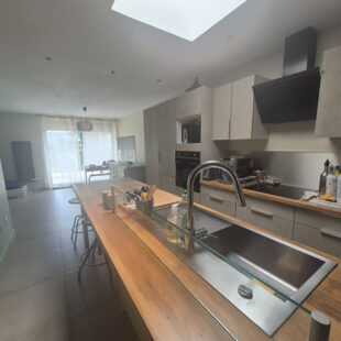 Maison semi individuel 160 m²