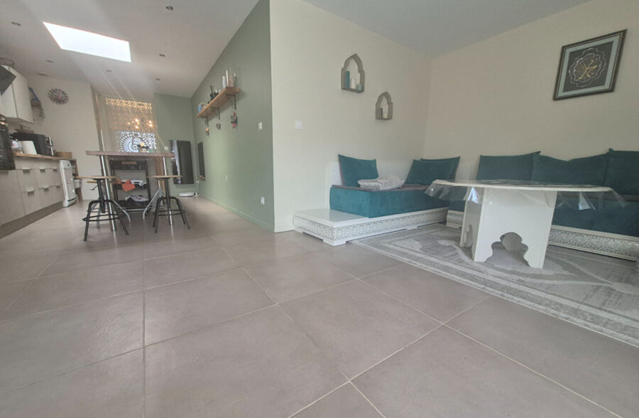 Maison semi individuel 160 m²