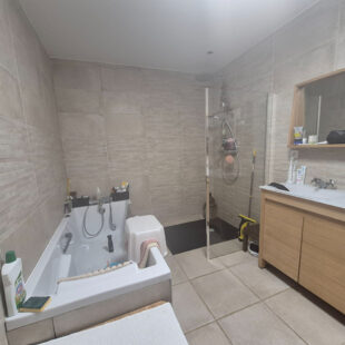 Maison semi individuel 160 m²