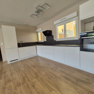 Plain pied semi individuel ,cosy, secteur exceptionnel !
