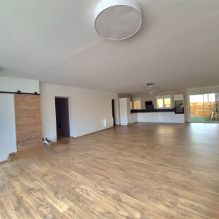Plain pied semi individuel ,cosy, secteur exceptionnel !
