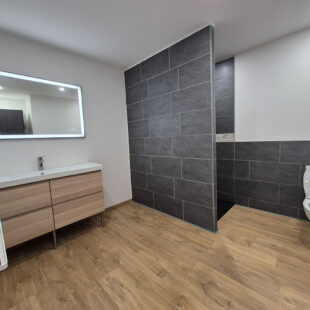 Plain pied semi individuel ,cosy, secteur exceptionnel !