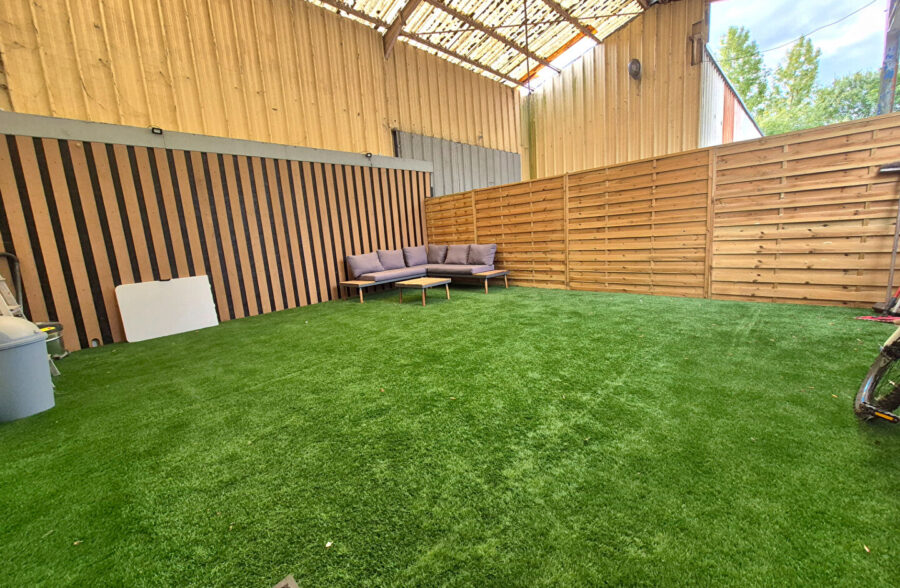 Plain pied semi individuel ,cosy, secteur exceptionnel !