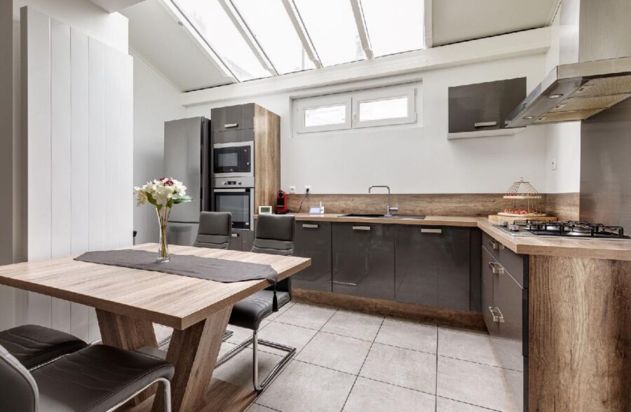 LILLE FIVES – METRO – MAISON – 4 CHAMBRES – 2 SALLE DE BAINS – CAVE