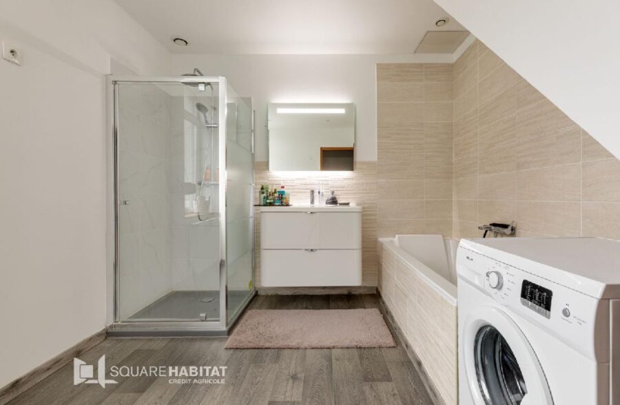 LILLE FIVES – METRO – MAISON – 4 CHAMBRES – 2 SALLE DE BAINS – CAVE