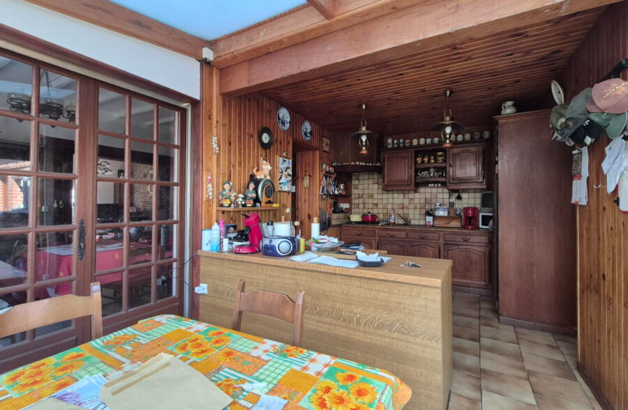 Maison semi-individuelle avec 3 chambres, jardin, garage