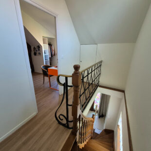 Maison INDIVIDUELLE se Semi Plain Pied, sous-sol, garage,jardin